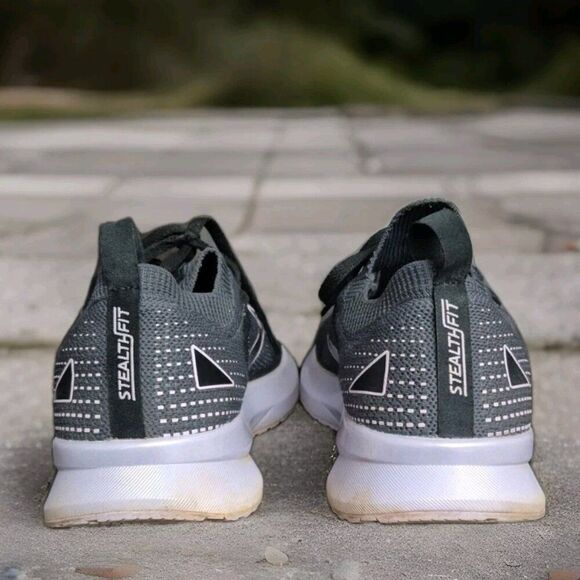 Brooks Levitate 5 StealthFit Black Purple Neutral Running Shoes Women's Size 8 - Picture 6 of 8